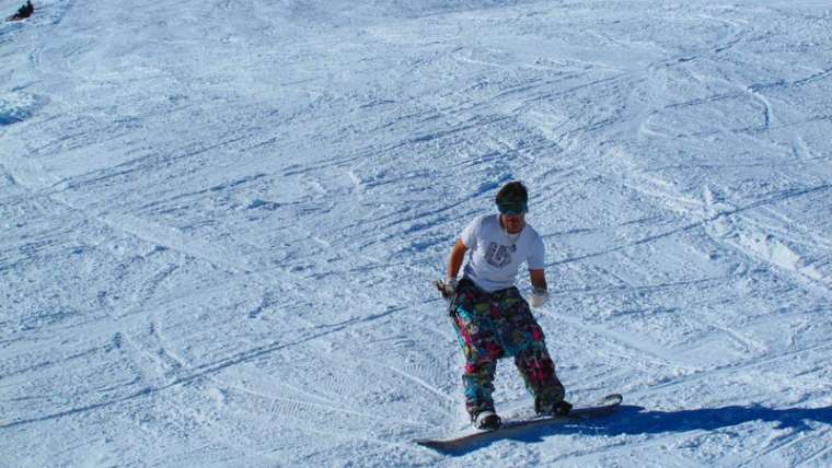 Why You Should Skip Alps to Dizin Ski Resort